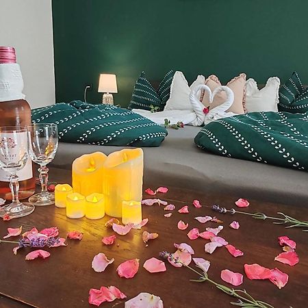 Meszi Vendeghaz Apartment Zalacsany Ngoại thất bức ảnh